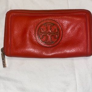Tory Burch wallet